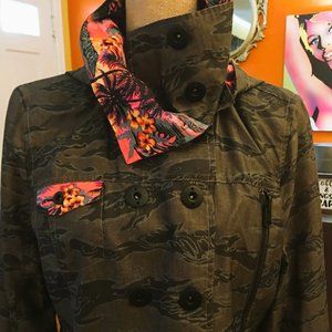 💗BUNDLE 3 & GET 1 FREE💗 HURLEY'S RAINCOAT - JUNIORS XL
